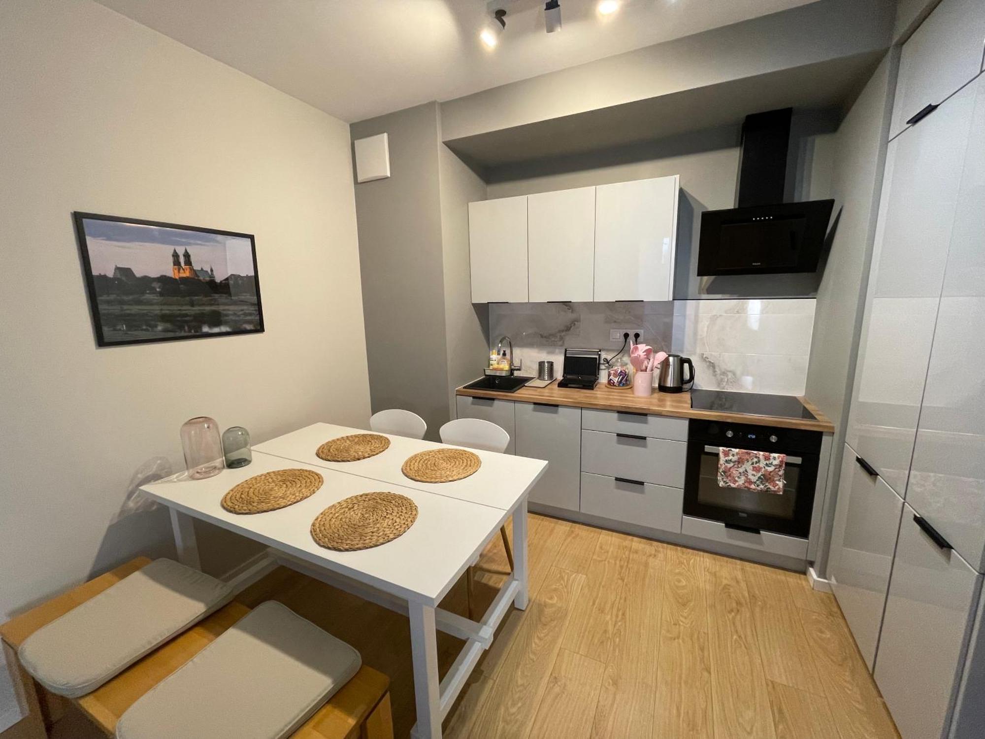 Essence Lux Apartment, Free Parking, Self Check-In 24H Poznań Extérieur photo